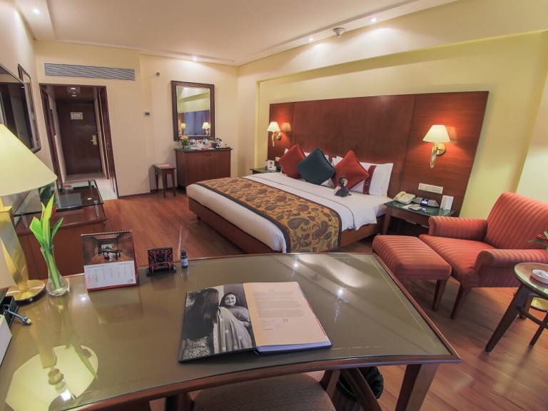 Nandani Hotel Luxary Stay-Rohini-Delhi